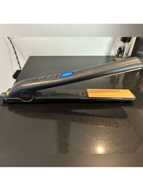Flat iron